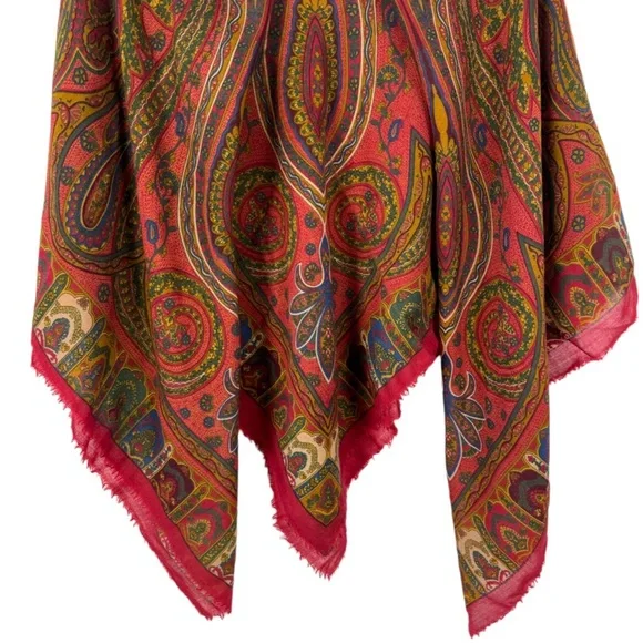 Smithsonian Institution Extra Large Fine Wool Square Scarf - Picture 6 of 11